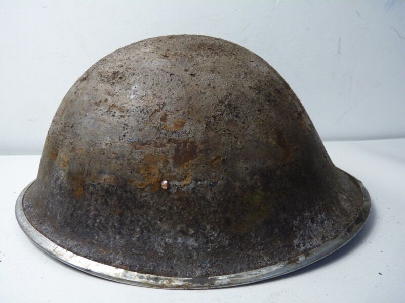 Mk3 Canadian / British Army Original WW2 Turtle Helmet High Rivet - The Militaria Shop