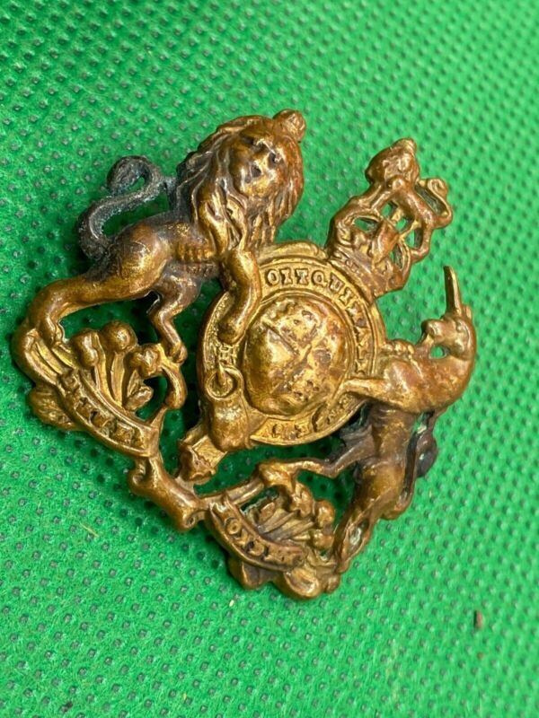Original WW1 / WW2 British Army General Service Cap Badge - The Militaria Shop