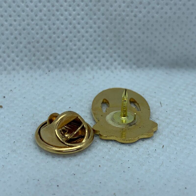Queen's Lancashire Regt - NEW British Army Military Cap/Tie/Lapel Pin Badge - The Militaria Shop