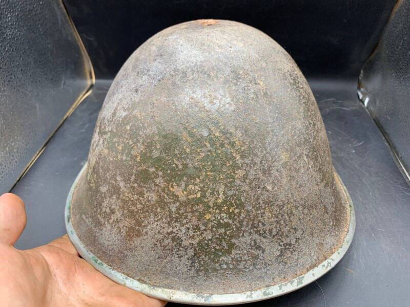 Original WW2 Onwards (1945-1952) British Army Mk4 Turtle Helmet - The Militaria Shop