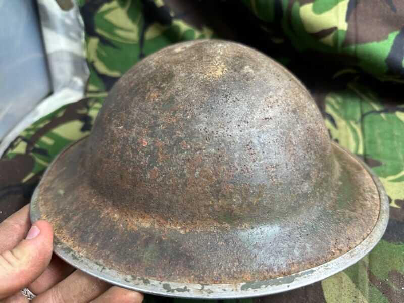 British Army Mk2 Brodie Helmet - Original WW2 - South African Manufactured - The Militaria Shop