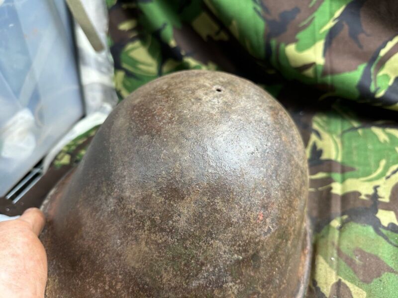 British / Canadian Army Mark 3 Turtle Helmet - Original WW2 Combat Helmet - The Militaria Shop