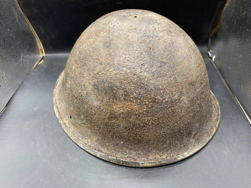 Original WW2 Onwards (1945-1952) British Army Mk4 Turtle Helmet - The Militaria Shop