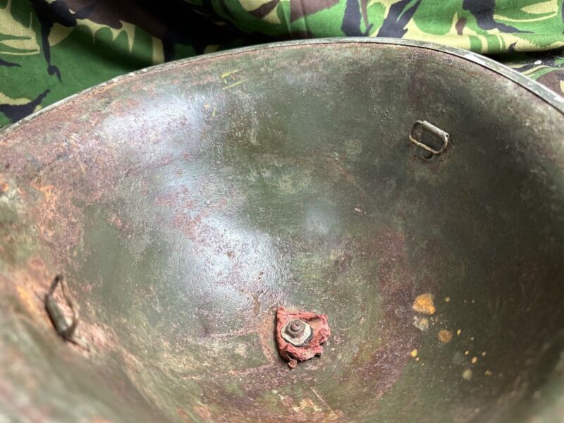 British / Canadian Army Mark 3 Turtle Helmet - Original WW2 Combat Helmet - The Militaria Shop