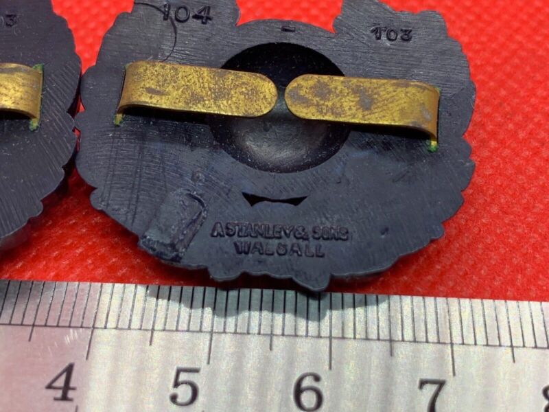 Original WW2 Royal Marines Collar Badges - Unissued From Original Box - Bakelite - The Militaria Shop