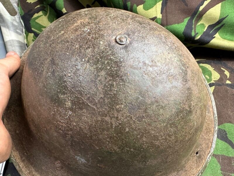 British Army Mk2 Brodie Helmet - Original WW2 - South African Manufactured - The Militaria Shop