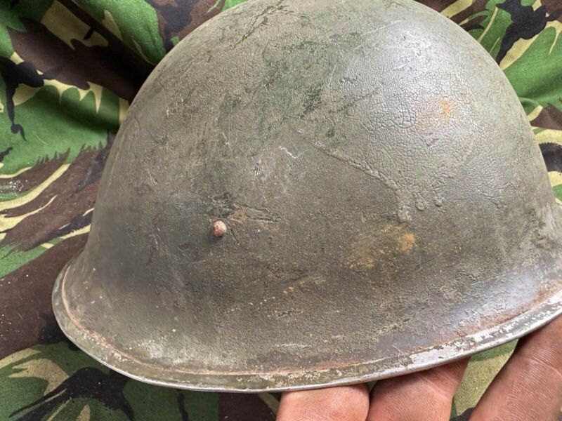 British / Canadian Army Mark 3 Turtle Helmet - Original WW2 Combat Helmet - The Militaria Shop