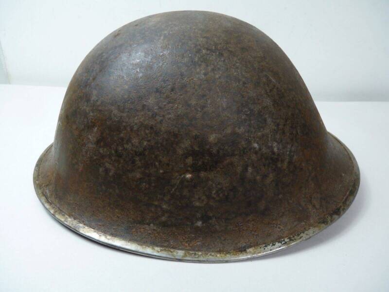 Original WW2 British / Canadian Army Mk3 High Rivet Turtle Army Combat Helmet - The Militaria Shop