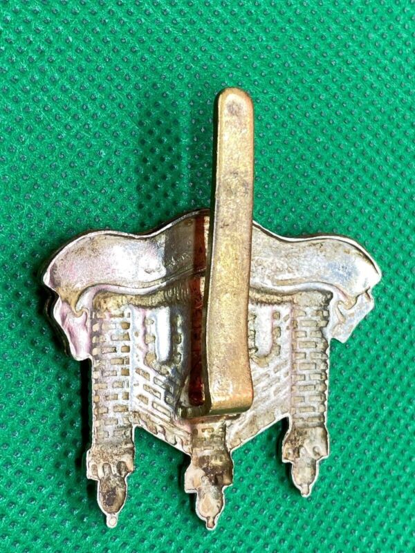 Original British Army The Cambridgeshire Regiment Cap Badge - The Militaria Shop
