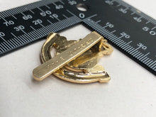 Load image into Gallery viewer, Genuine British Army Cap Badge - Leicestershire &amp; Derbyshire Yeomanry - The Militaria Shop
