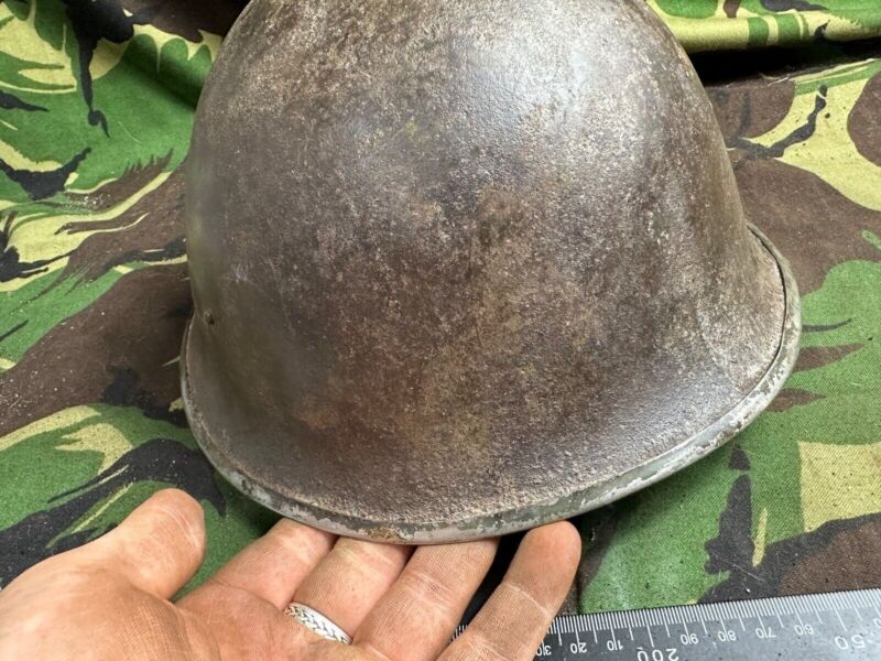 British / Canadian Army Mark 3 Turtle Helmet - Original WW2 Combat Helmet - The Militaria Shop