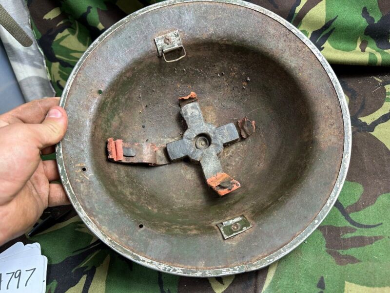 British Army Mk2 Brodie Helmet - Original WW2 - South African Manufactured - The Militaria Shop