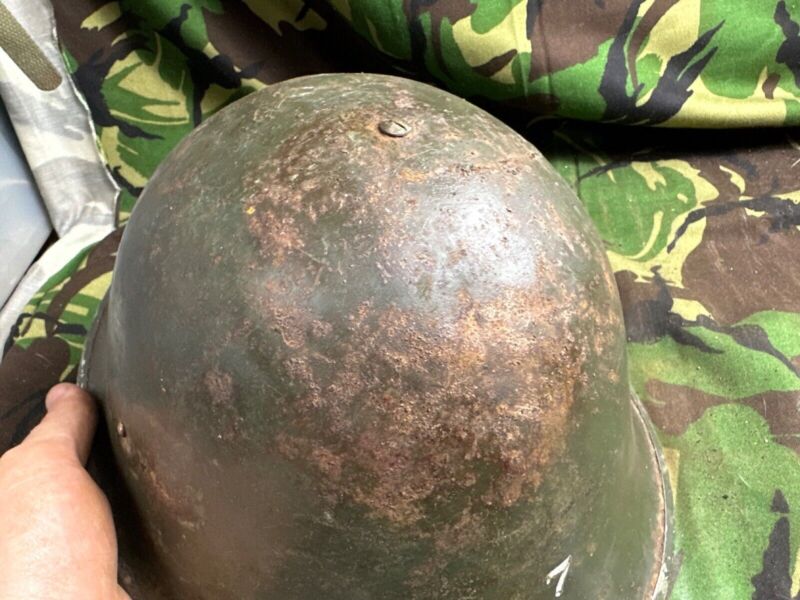 British / Canadian Army Mark 3 Turtle Helmet - Original WW2 Combat Helmet - The Militaria Shop