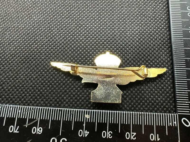 Enamel & Guilt R.A.F Sweetheart Broach / Eagle Pilot Wings - UK Made - The Militaria Shop