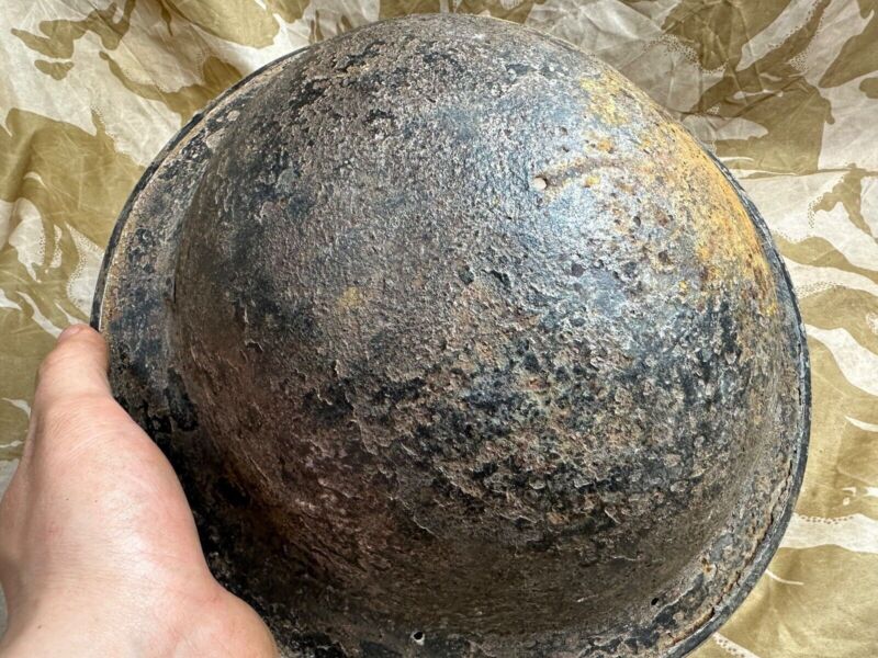 British Army Mk2 Brodie Helmet - Original WW2 - South African Manufactured - The Militaria Shop