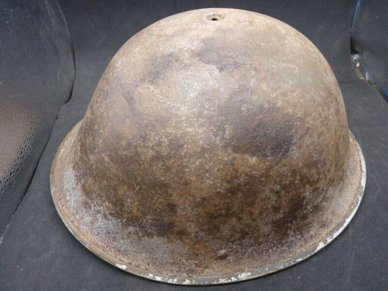 Original WW2 Onwards British Army Mk4 Turtle Helmet - The Militaria Shop