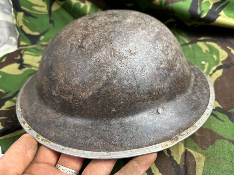 British Army Mk2 Brodie Helmet - Original WW2 - South African Manufactured - The Militaria Shop