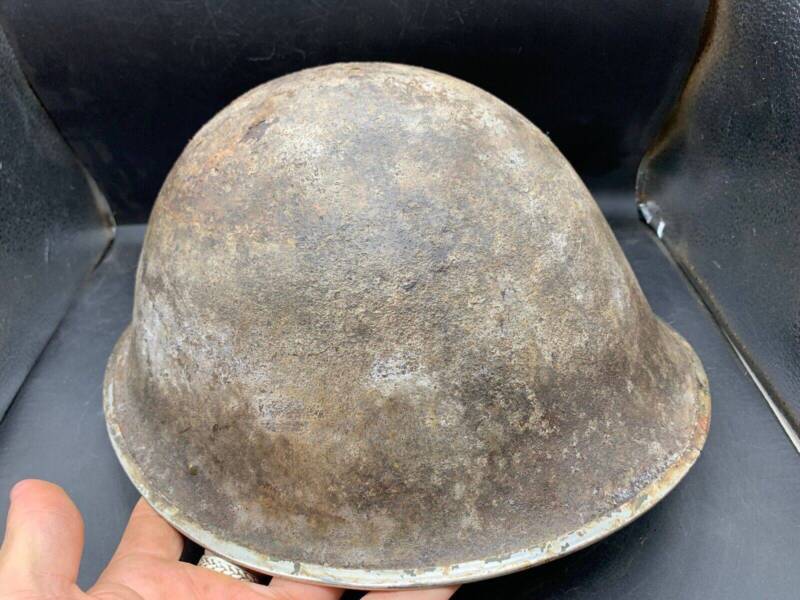 Original WW2 Onwards (1945-1952) British Army Mk4 Turtle Helmet - The Militaria Shop