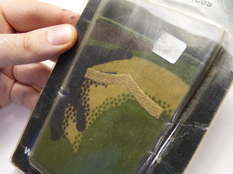 DPM Rank Slides / Epaulette Pair Genuine British Army - Lance Corporal in Box - The Militaria Shop
