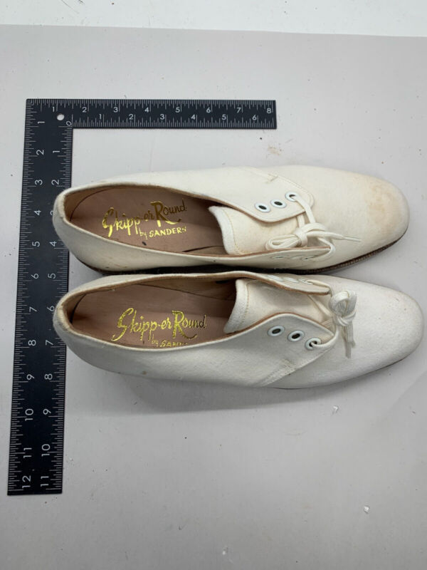 Original WW2 British Army Women's White Summer Shoes - ATS WAAF - Size 240 - The Militaria Shop