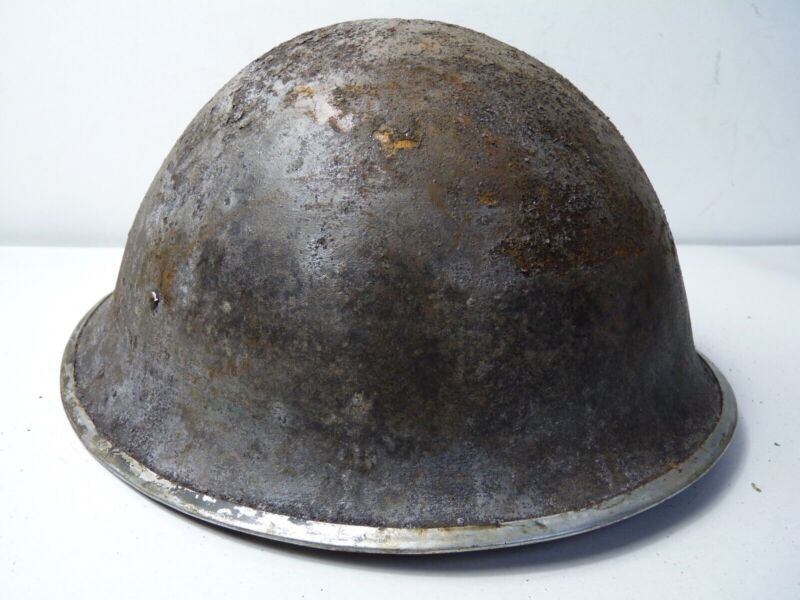 Mk3 Canadian / British Army Original WW2 Turtle Helmet High Rivet - The Militaria Shop