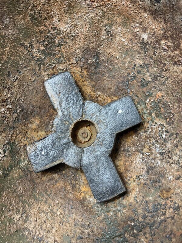 Mk3 Canadian / British Army Original WW2 Turtle Helmet High Rivet - The Militaria Shop