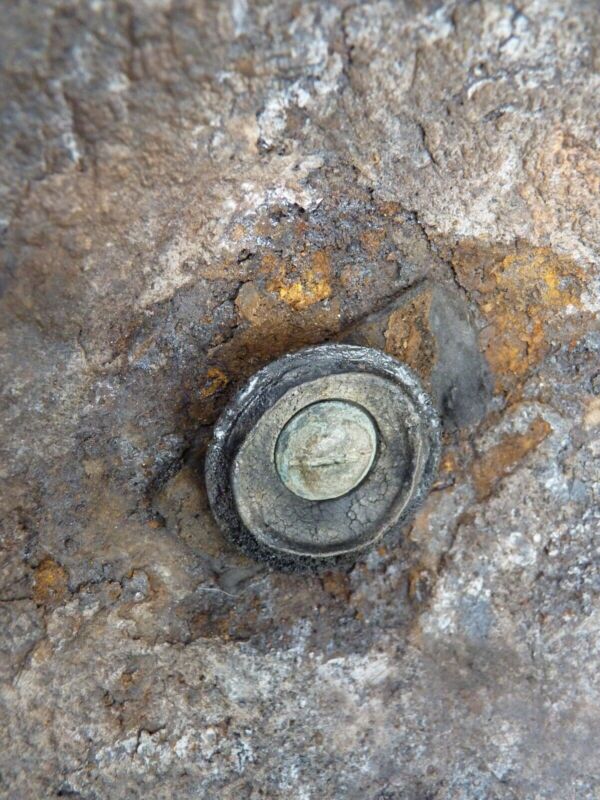 Mk3 Canadian / British Army Original WW2 Turtle Helmet High Rivet - The Militaria Shop