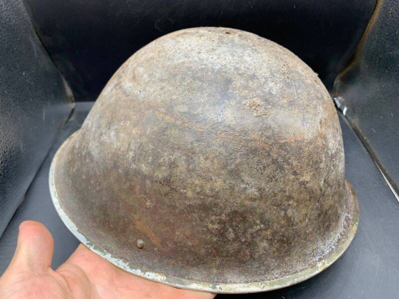 Original WW2 Onwards (1945-1952) British Army Mk4 Turtle Helmet - The Militaria Shop