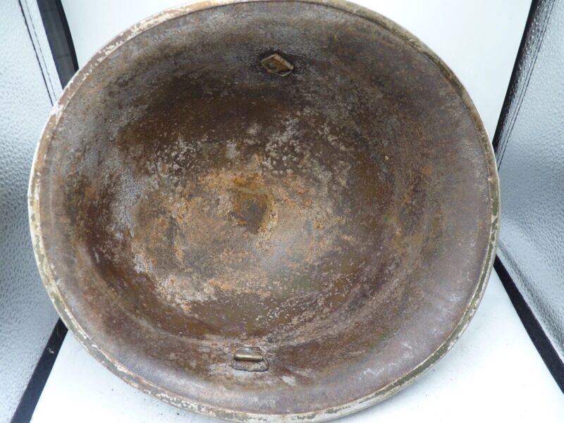 Mk3 Canadian / British Army Original WW2 Turtle Helmet High Rivet - The Militaria Shop
