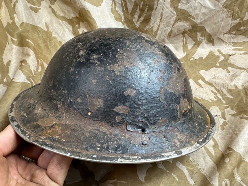 British Army Mk2 Brodie Helmet - Original WW2 - South African Manufactured - The Militaria Shop