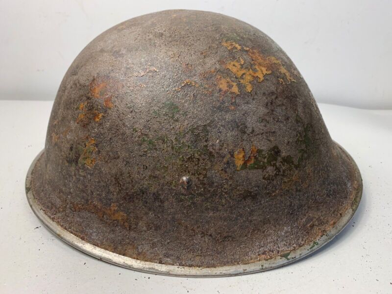 Mk3 Canadian / British Army Original WW2 Turtle Helmet High Rivet - The Militaria Shop