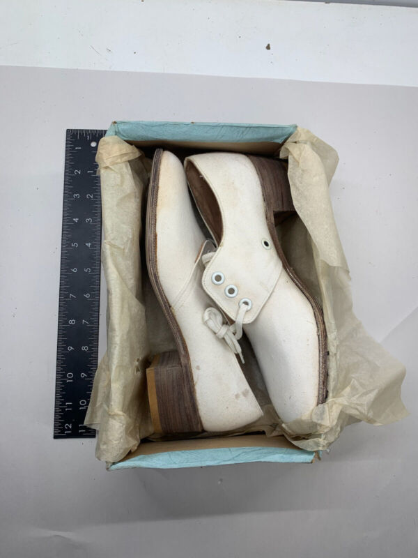 Original WW2 British Army Women's White Summer Shoes - ATS WAAF - Size 240 - The Militaria Shop