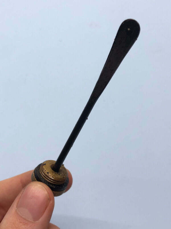 Original WW1 / WW2 British Army Lee Enfield SMLE Brass Oil Bottle - The Militaria Shop