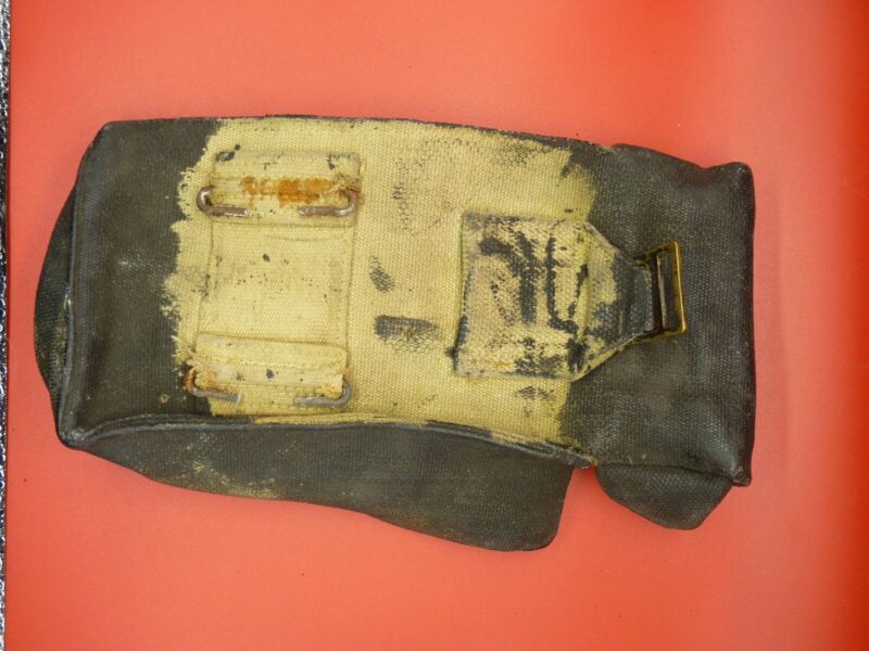 Original WW2 Canadian Army 37 Pattern Bren Pouch - The Militaria Shop