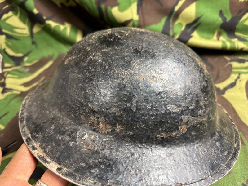 British Army Mk2 Brodie Helmet - Original WW2 - South African Manufactured - The Militaria Shop