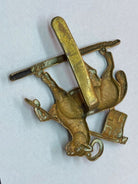 Original WW1 / WW2 British Army Queen's Royal West Surrey Regiment Cap Badg - The Militaria Shop