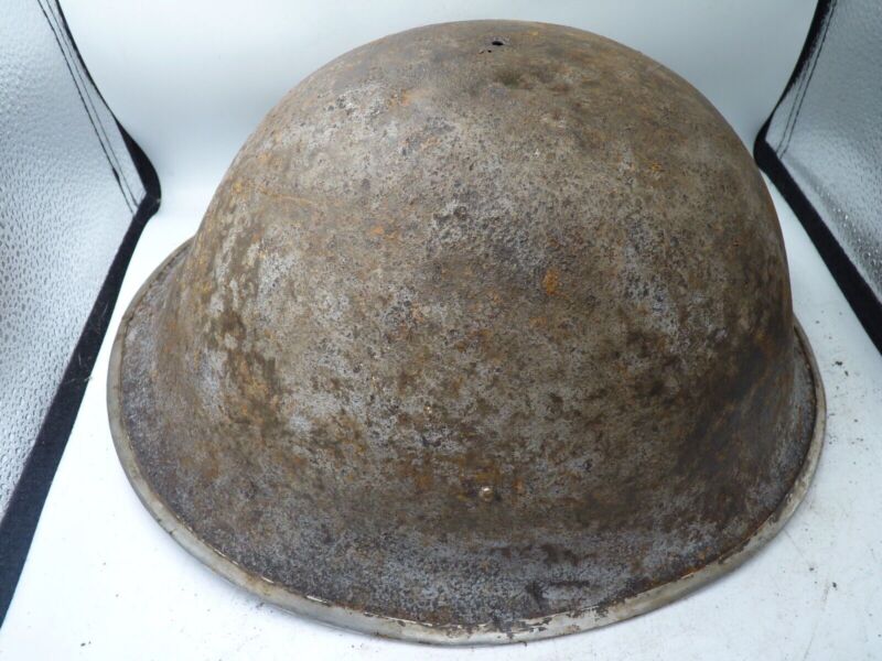 Mk3 Canadian / British Army Original WW2 Turtle Helmet High Rivet - The Militaria Shop