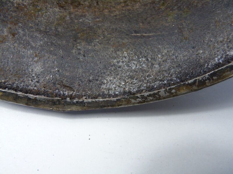 Mk3 Canadian / British Army Original WW2 Turtle Helmet High Rivet - The Militaria Shop