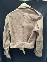 Load image into Gallery viewer, Original British Army Battledress Jacket - Royal Signals - 37&quot; Chest
