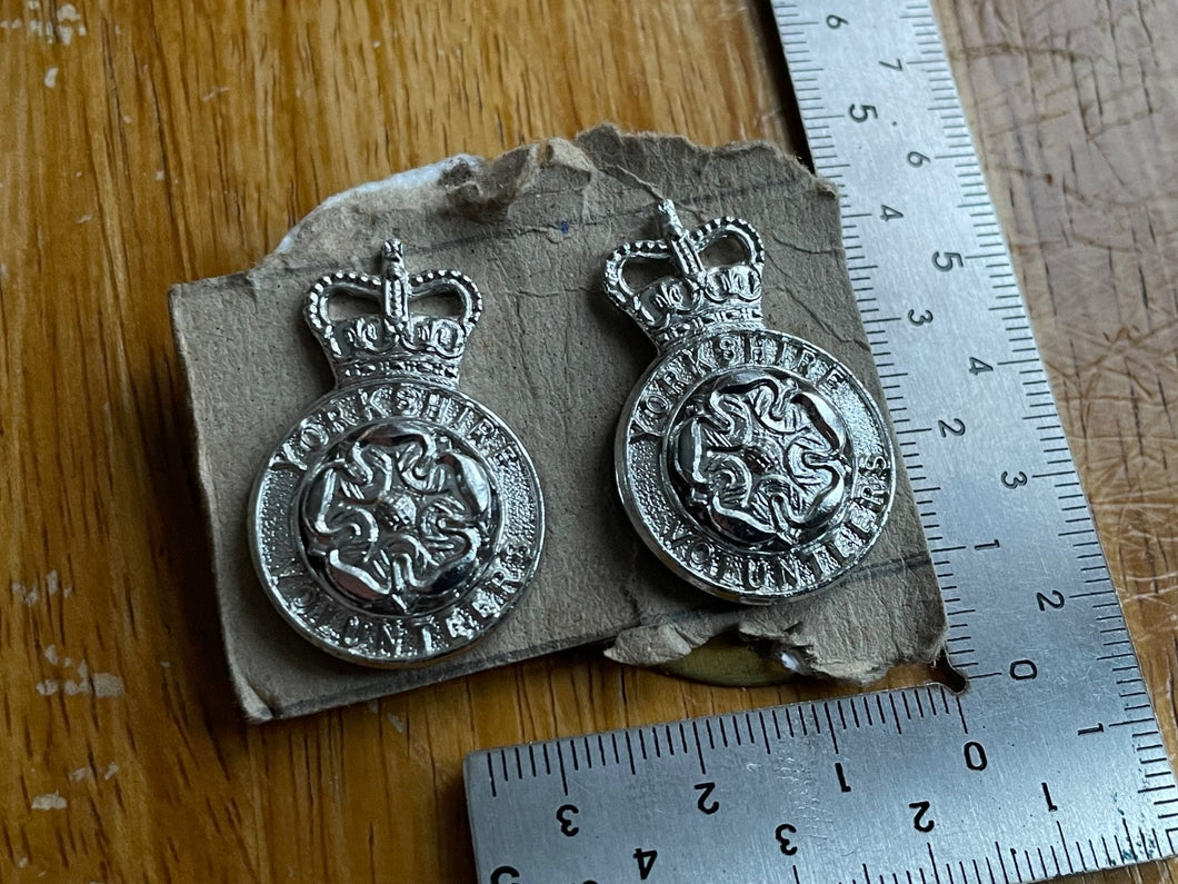 Original British Army Yorkshire Volunteers Collar Badges - The Militaria Shop