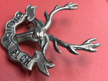 Load image into Gallery viewer, Original WW2 British Army Kings Crown Cap Badge - Seaforth Highlanders
