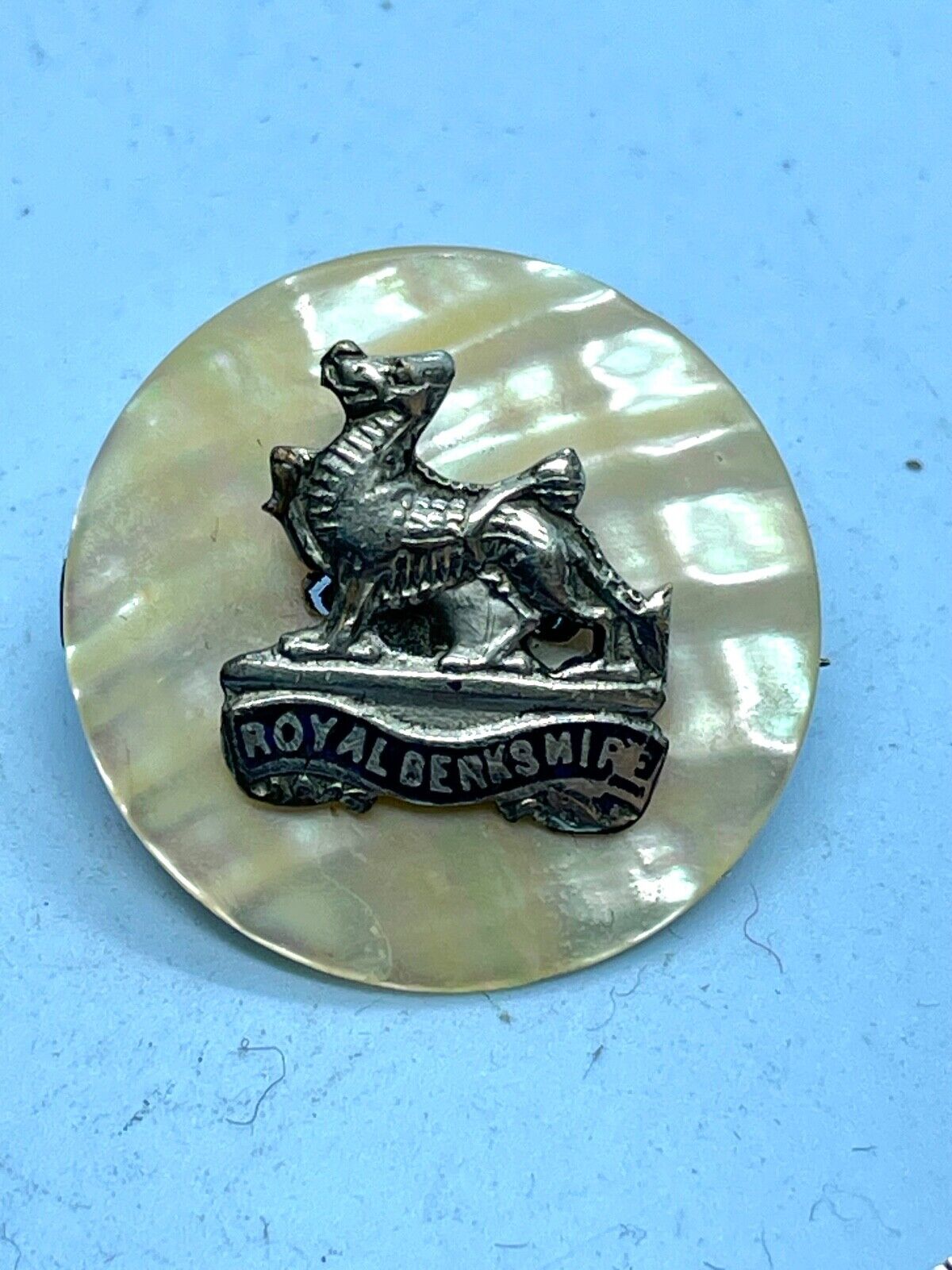 Original WW2 British Royal Berkshire Regiment Sweetheart Brooch - The Militaria Shop