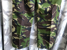 Charger l&#39;image dans la galerie, Vintage British Army DPM Lightweight Combat Trousers - Size 75/68/84
