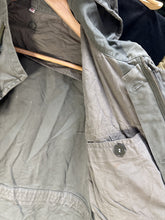 Charger l&#39;image dans la galerie, Genuine German Army Cold Weather Parka - 50&quot; Chest - The Militaria Shop
