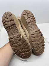 Load image into Gallery viewer, British Army Surplus Brown Leather Combat Boots - Belleville - Size UK 8 W - The Militaria Shop
