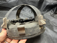 Charger l&#39;image dans la galerie, Original  British Army Mk2 Mk3 Mk4 Helmet Liner - Size 7
