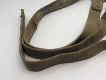 Charger l&#39;image dans la galerie, Original British Army Paratroopers Leg Restraint Strap - WW2 37 Pattern
