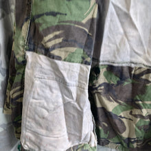 Lade das Bild in den Galerie-Viewer, Genuine British Army DPM Camouflauge Combat Smock Jacket - Size 180/96
