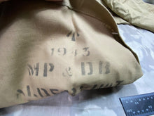 Load image into Gallery viewer, Original WW2 - 1943 Dated Soldier&#39;s Canvas Washing / Clothing Bags - 6 in Total
