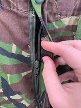 Charger l&#39;image dans la galerie, Genuine British Army DPM Camouflaged Combat Trousers Lightweight - Size 80/80/96
